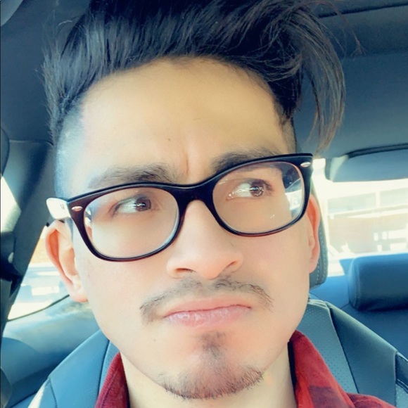 Meet your Posher, Pablo - Picture 3 of 3